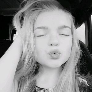 Meet your Posher, Mirabella